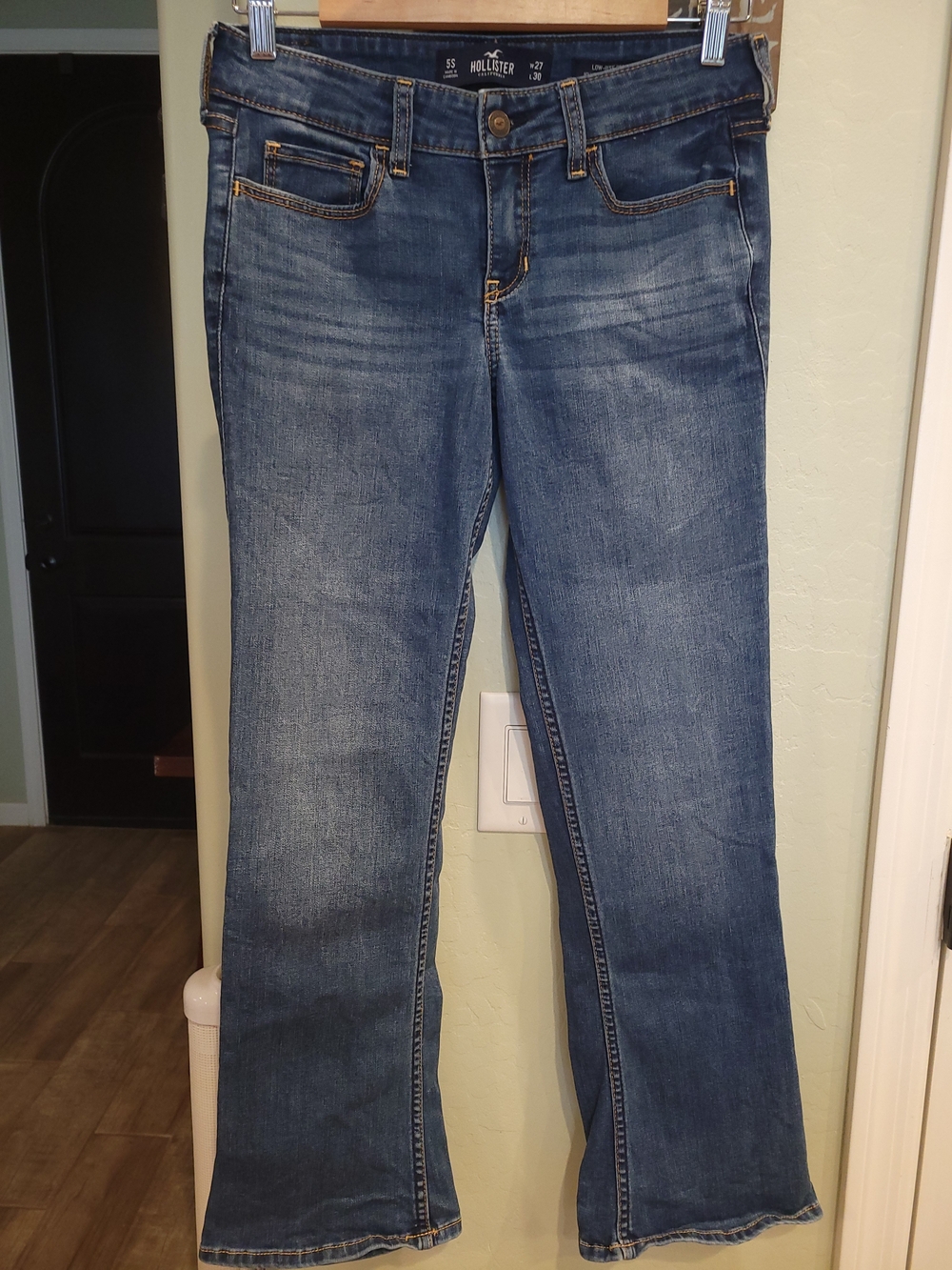 Hollister Women's Medium Blue Flare Jeans